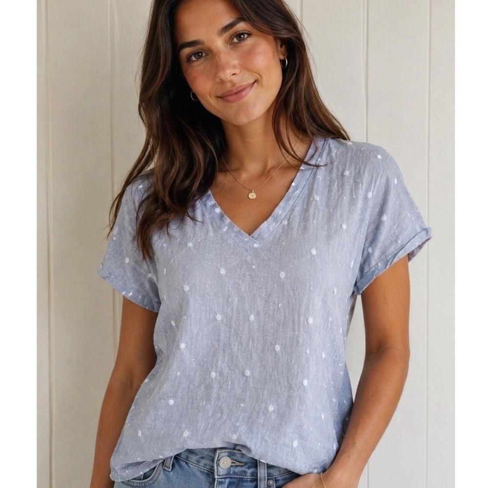 Anthropologie Cloth & Stone Light Blue V-Neck Dot Motif Lightweight Casual S
